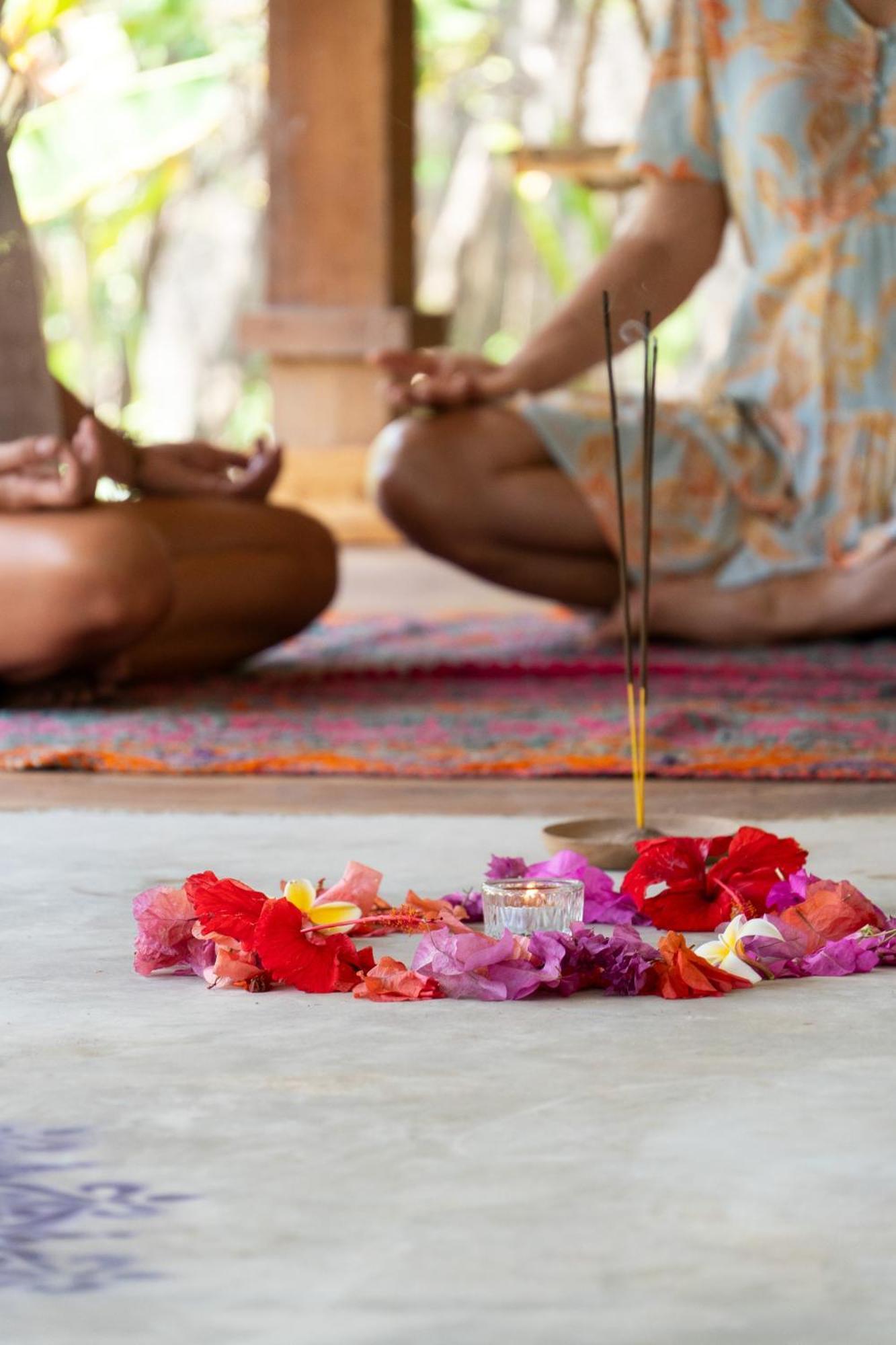 Mandala Beach Healing Rooms Gili Air Luaran gambar