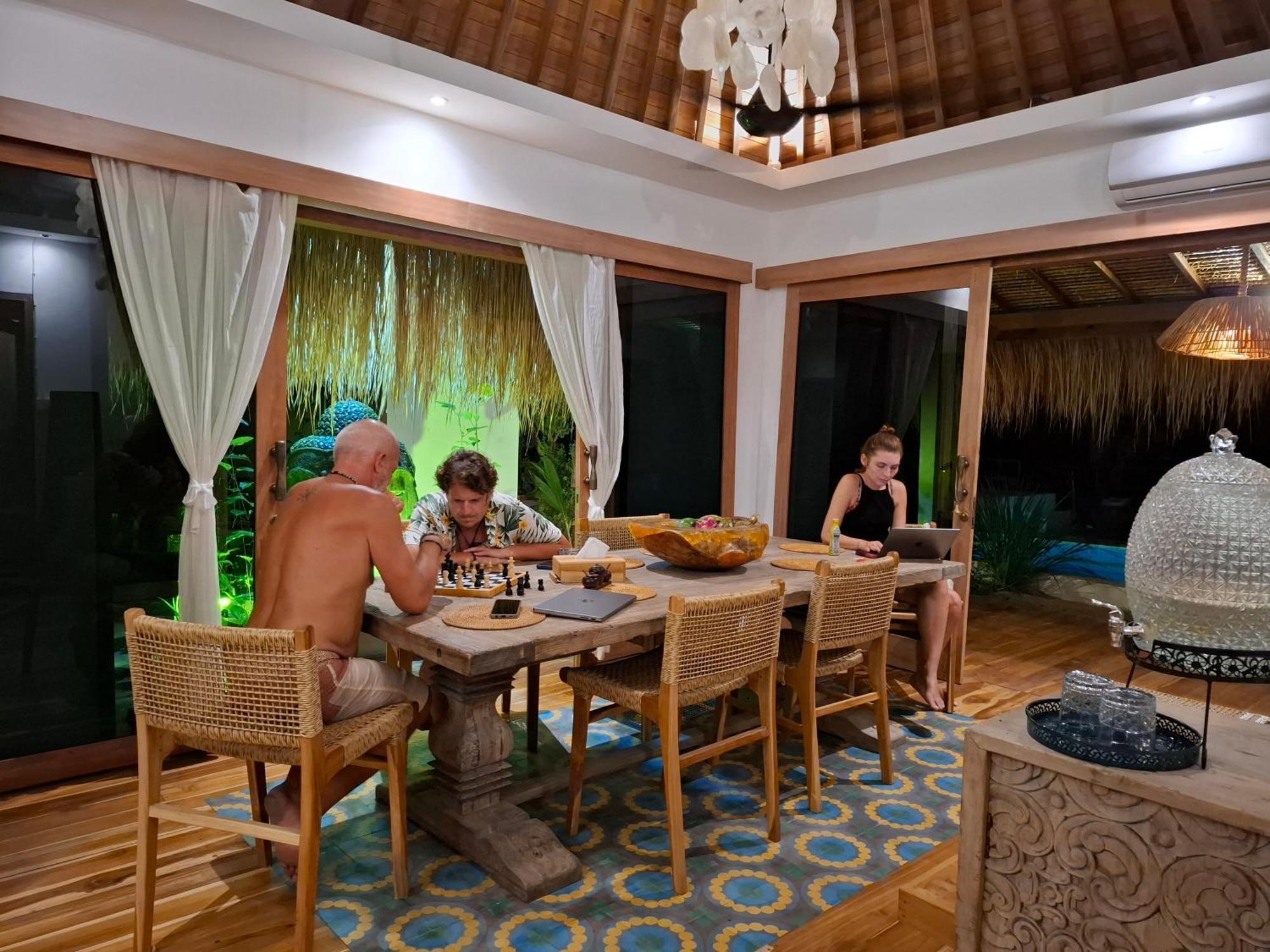 Mandala Beach Healing Rooms Gili Air Luaran gambar
